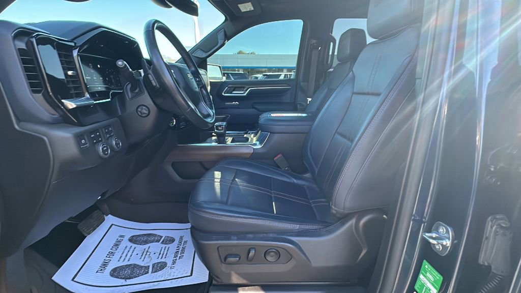 Used 2022 Chevrolet Silverado 1500 High Country w/ High Country Premium Package image 10