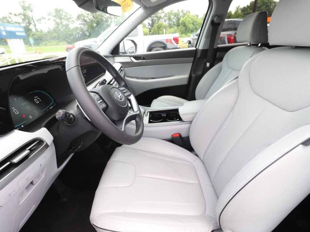 Used 2024 Hyundai Palisade SEL AWD/4WD image 2