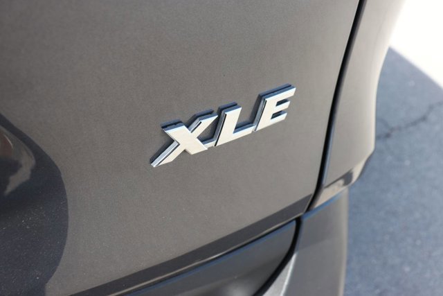 Used 2025 Toyota RAV4 XLE image 7