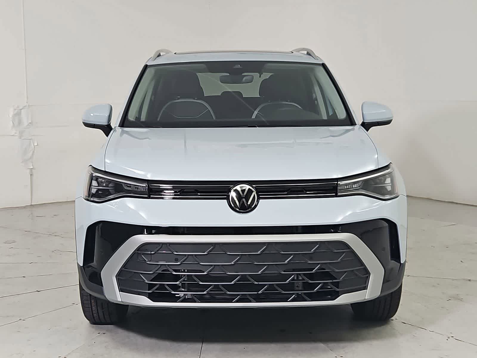 New 2026 Volkswagen Taos SE AWD/4WD image 9