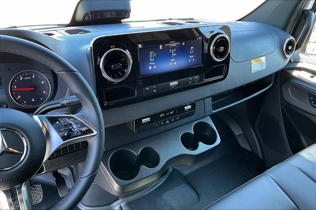 New 2025 Mercedes-Benz Sprinter 3500 image 10