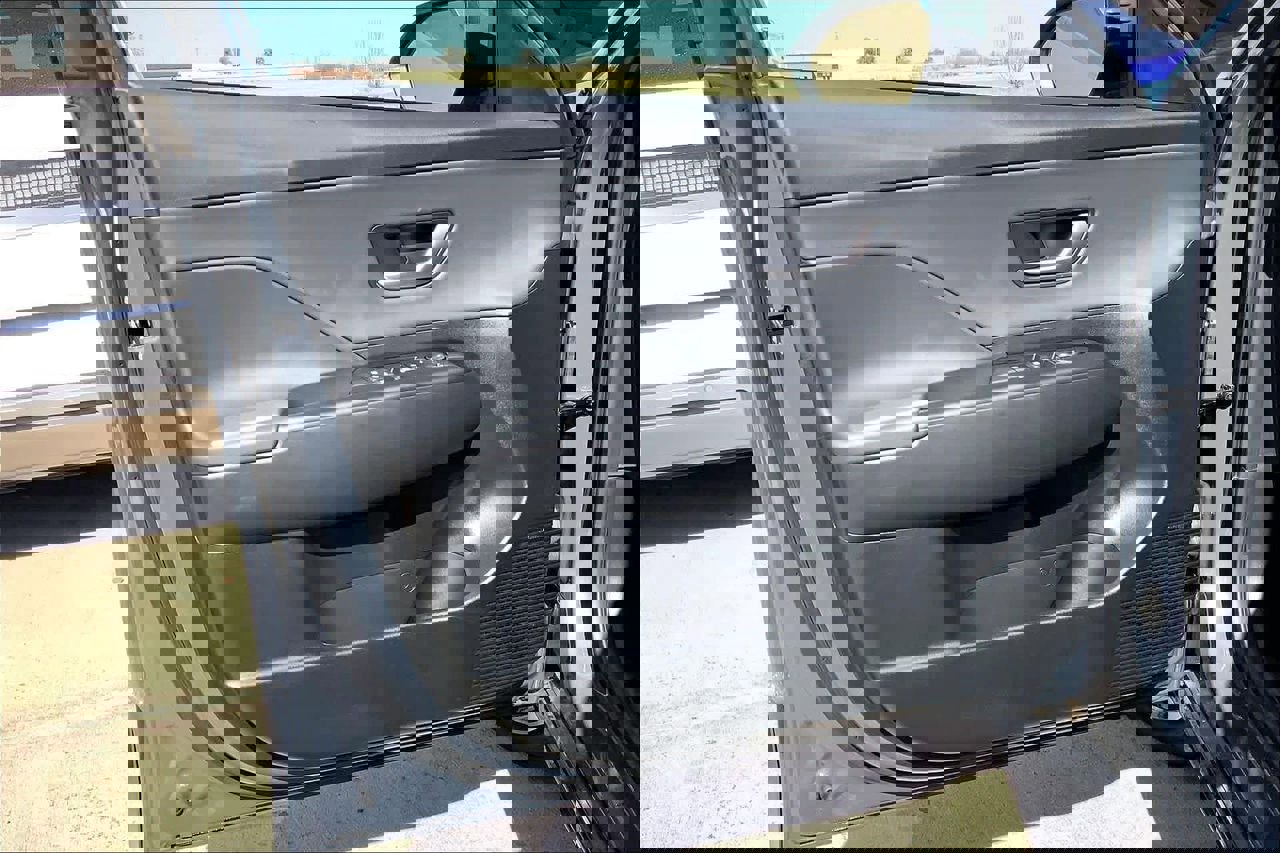 New 2026 Hyundai Kona Limited image 10