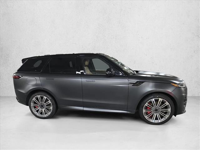 New 2026 Land Rover Range Rover Sport Dynamic SE AWD/4WD image 4