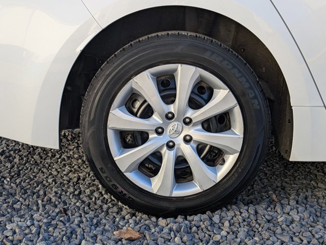 Used 2023 Toyota Corolla LE image 21