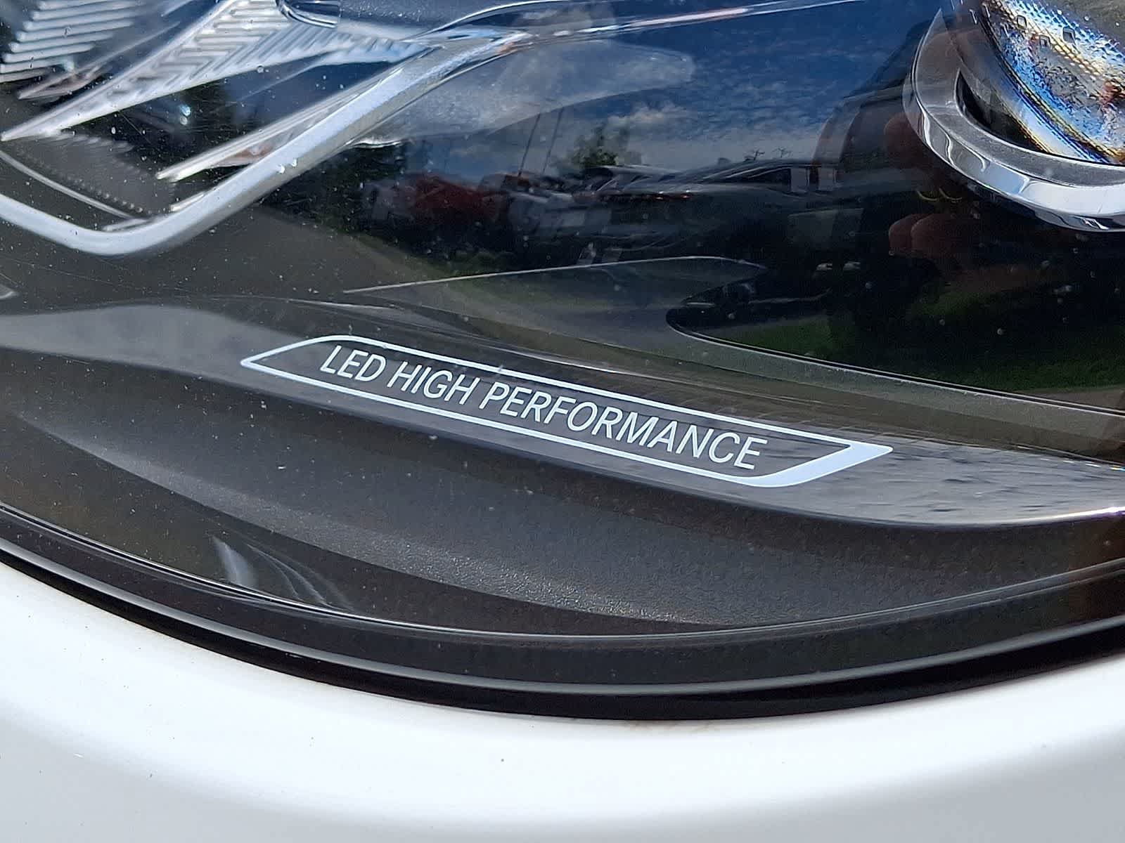 Used 2022 Mercedes-Benz C 300 4MATIC Sedan w/ Pinnacle Trim Package image 11