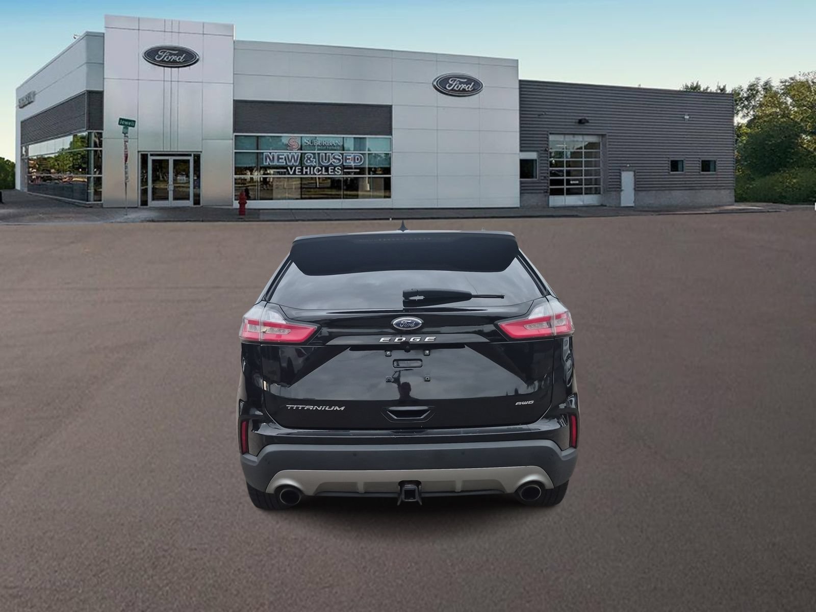 Used 2021 Ford Edge Titanium w/ Class II Trailer Tow Package AWD/4WD image 8