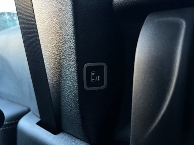 New 2026 Chrysler Pacifica Select image 30