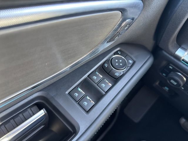 Used 2025 Ford Expedition Platinum image 25