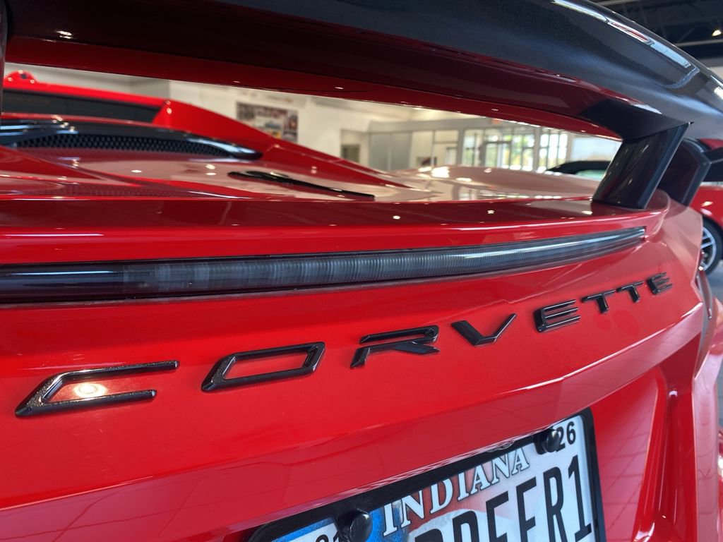 Used 2025 Chevrolet Corvette Stingray Premium Conv w/ Z51 Performance Package image 24