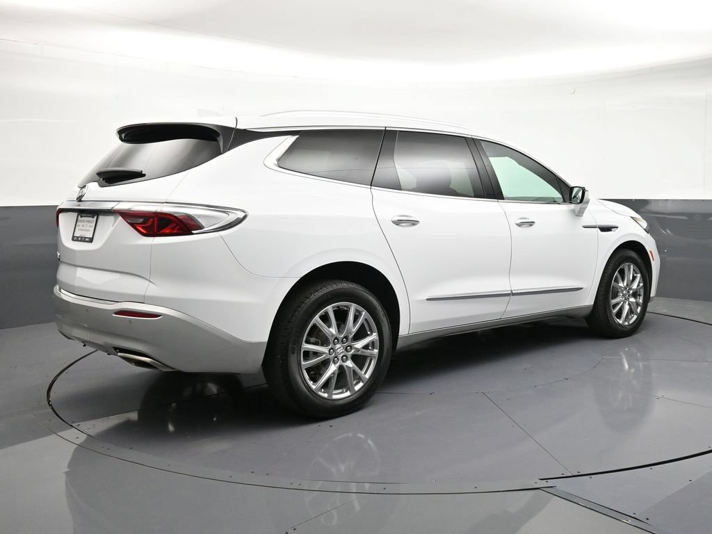 Certified 2024 Buick Enclave Essence w/ Experience Buick Package AWD/4WD image 5
