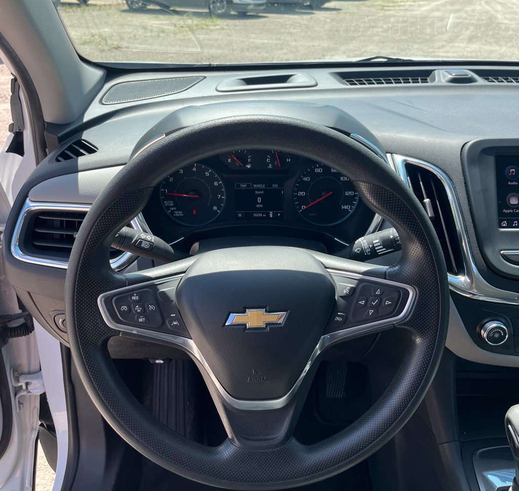Used 2023 Chevrolet Equinox LS FWD image 21