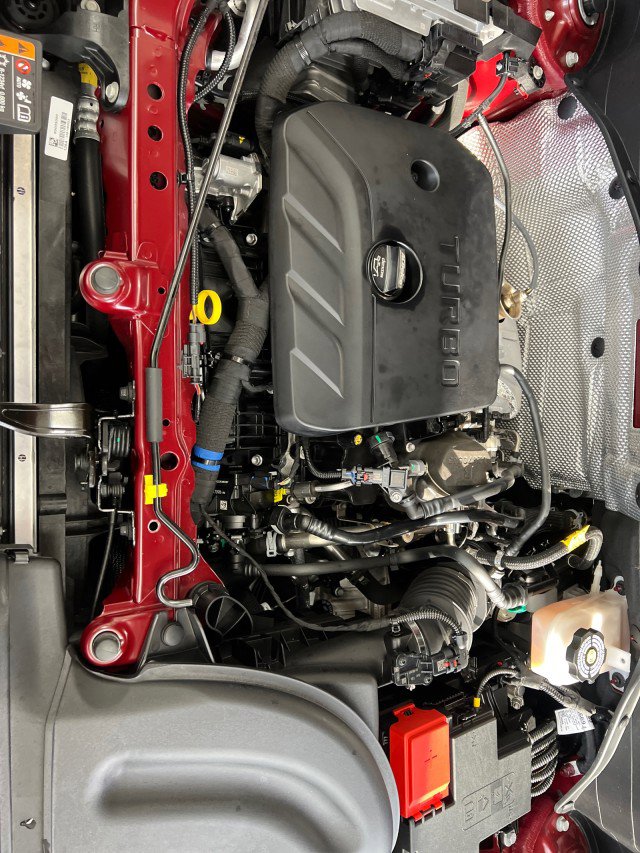 Used 2024 Buick Encore GX Avenir w/ Avenir Convenience Package image 7