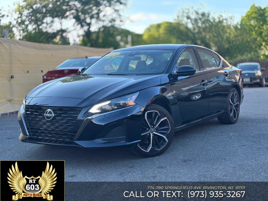 Used 2024 Nissan Altima 2.5 SR FWD image 1