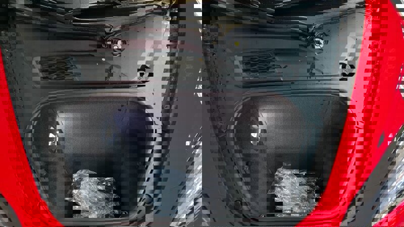 Used 2020 Chevrolet Corvette Stingray Coupe w/ Z51 Performance Package image 28