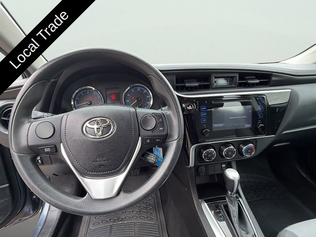 Used 2018 Toyota Corolla L image 30