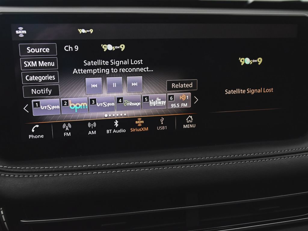 Used 2023 INFINITI QX60 Luxe w/ Cargo Package AWD/4WD image 22