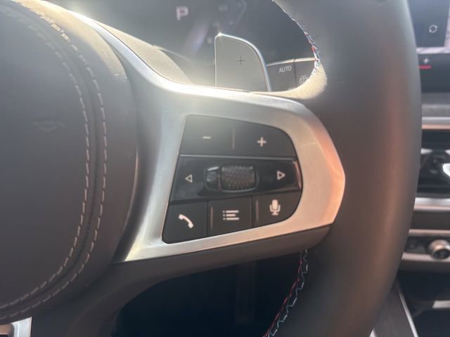 Used 2025 BMW X5 M60i w/ Executive Package image 14