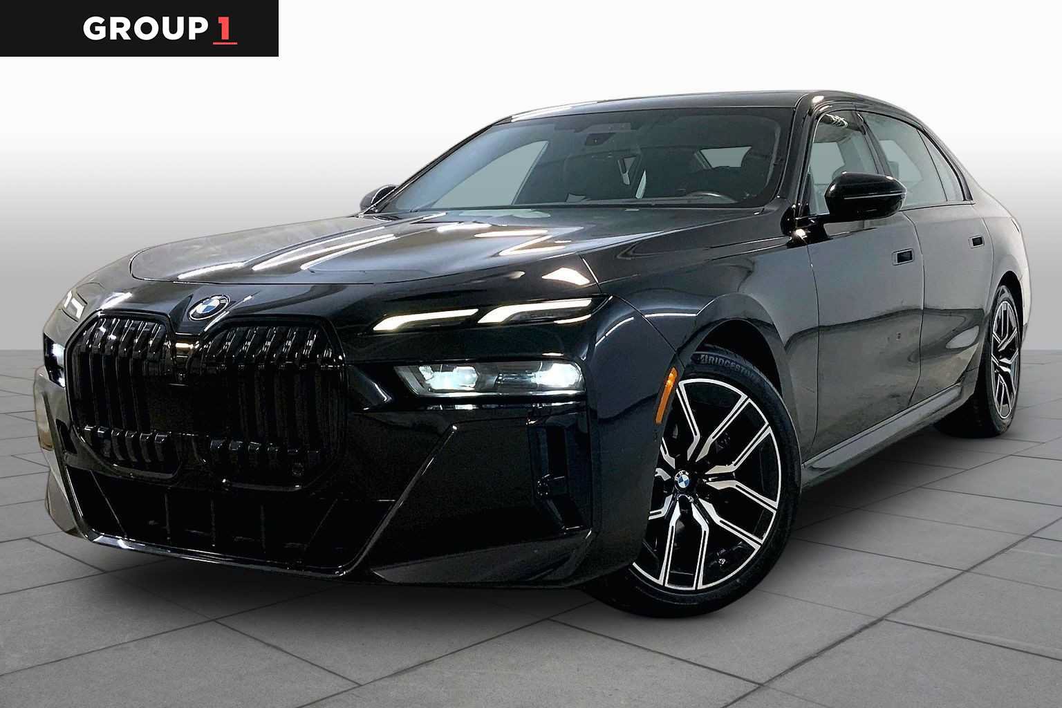 Used 2023 BMW 760i xDrive w/ Luxury Rear Seating Package