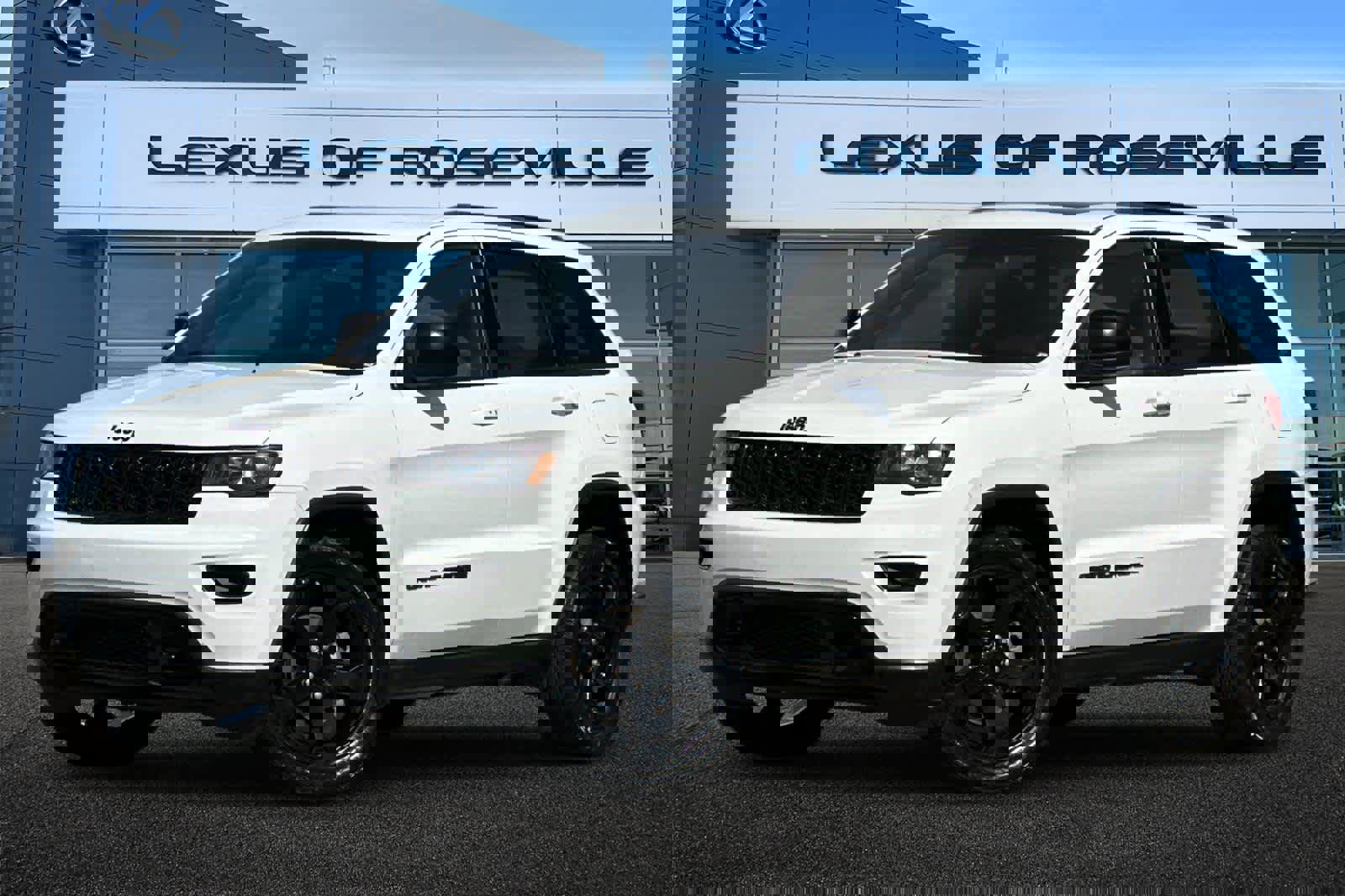 Used 2019 Jeep Grand Cherokee Laredo