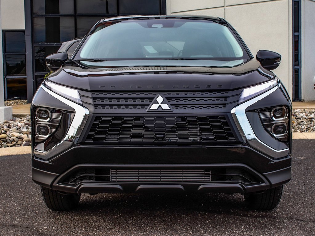 New 2026 Mitsubishi Eclipse Cross ES image 2