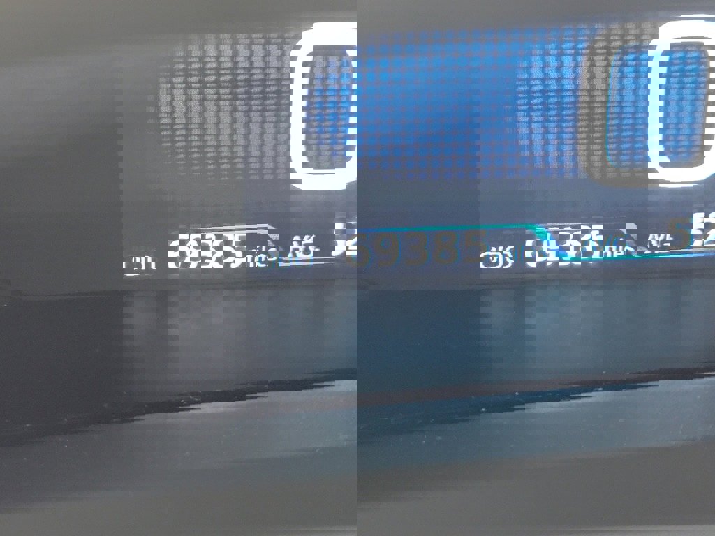 Used 2020 Toyota Prius image 16