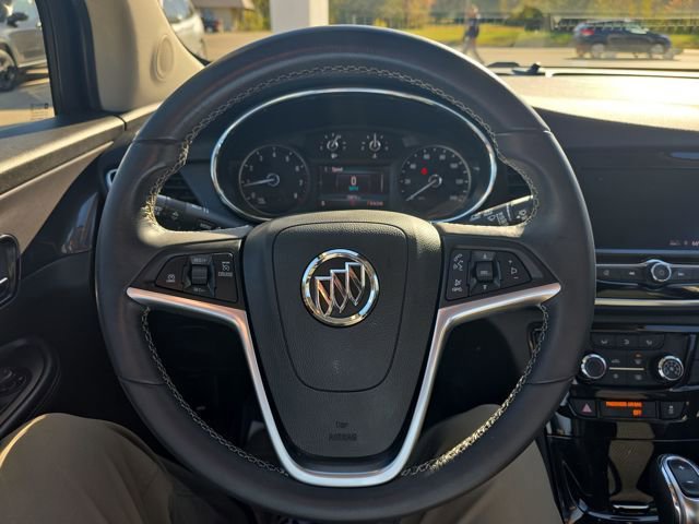 Used 2022 Buick Encore Preferred image 14