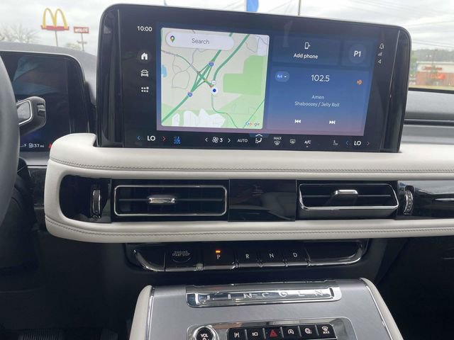 Used 2025 Lincoln Aviator AWD image 22