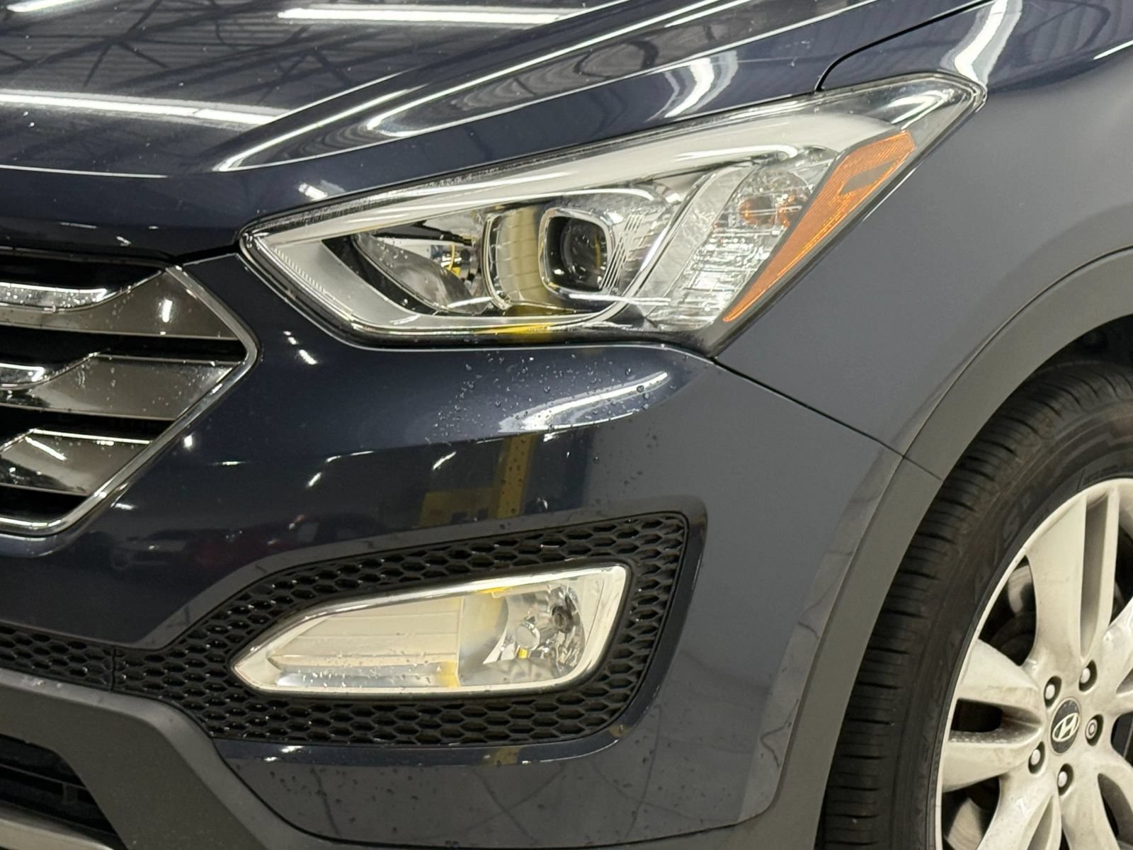 Used 2014 Hyundai Santa Fe Sport 2.0T w/ Navigation Package 06 FWD image 4