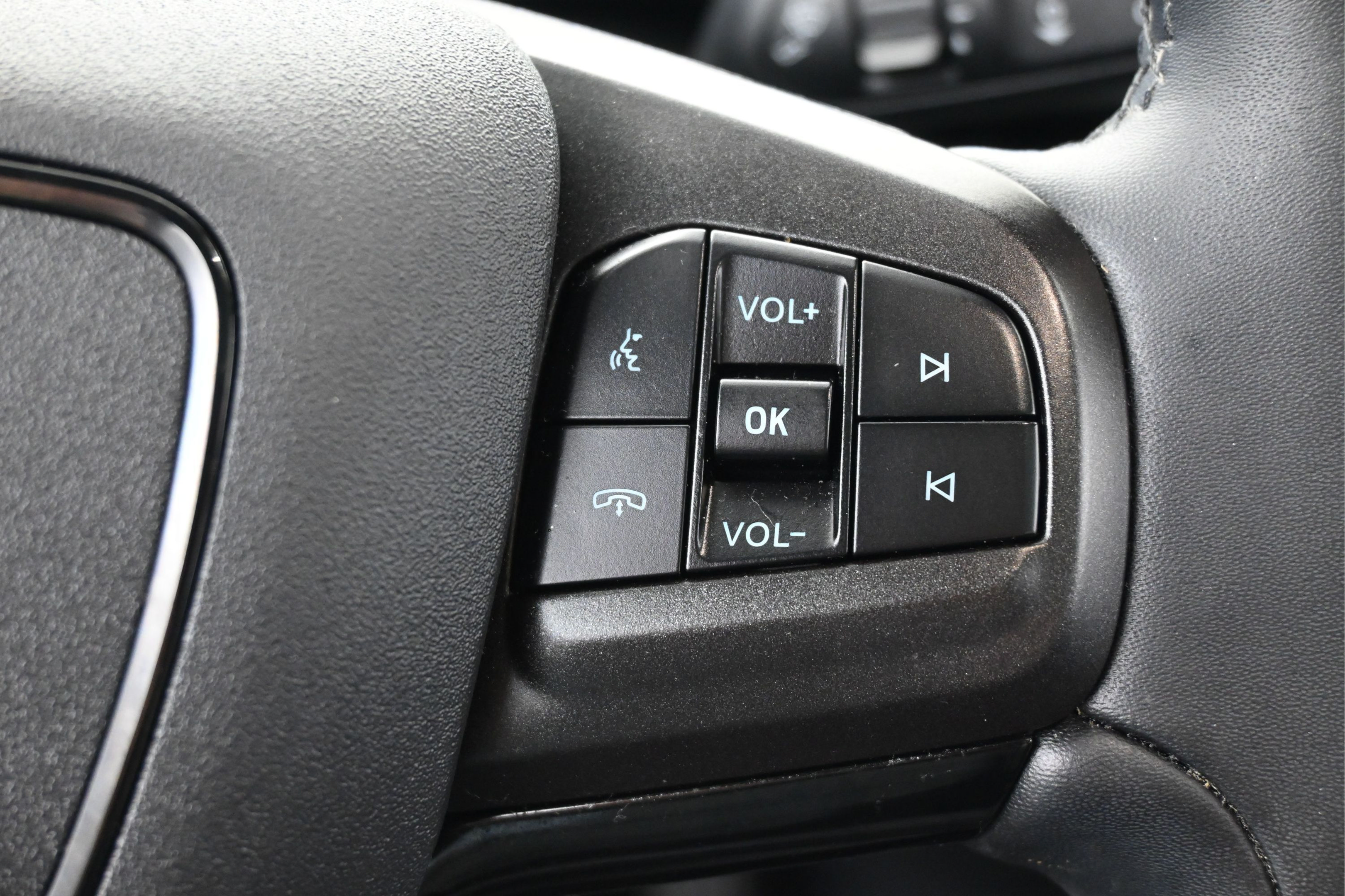 Used 2023 Ford Mustang Mach-E Premium AWD/4WD image 15