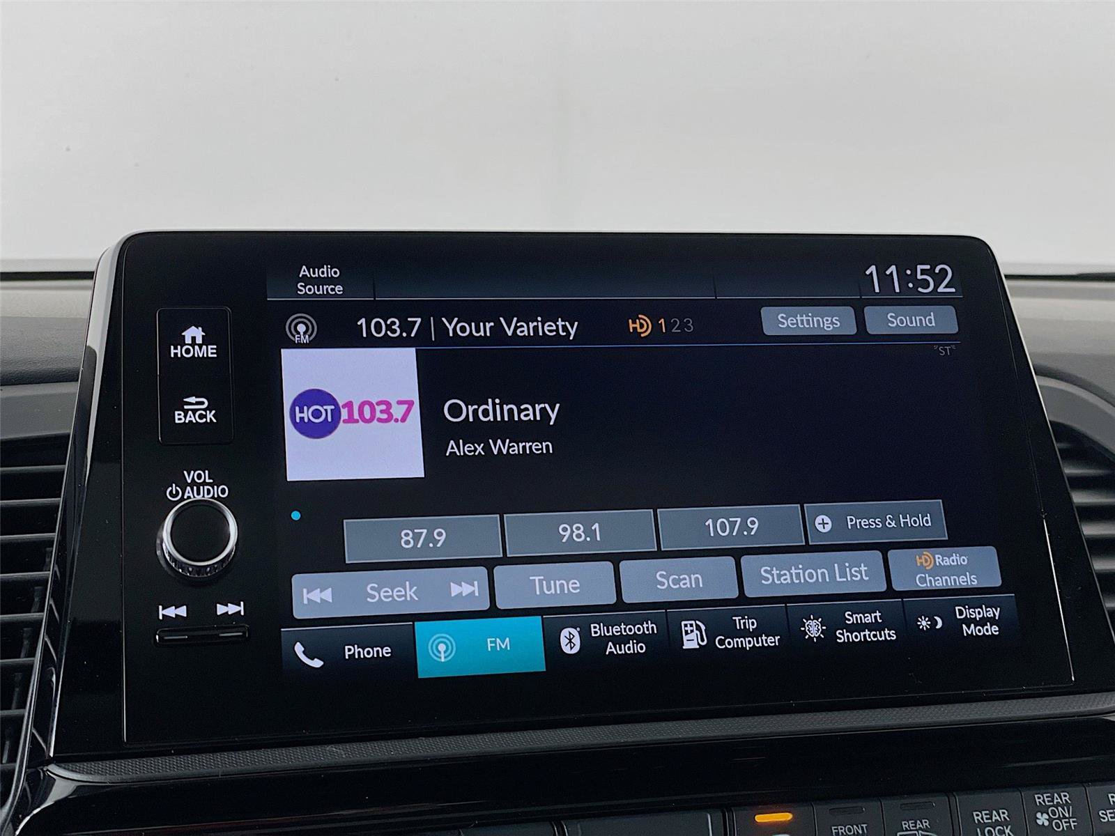 New 2026 Honda Odyssey EX-L image 13