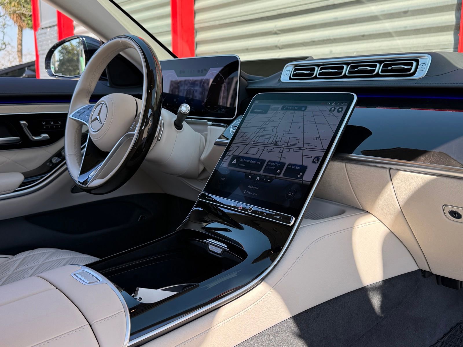 Used 2023 Mercedes-Benz S 500 4MATIC image 16