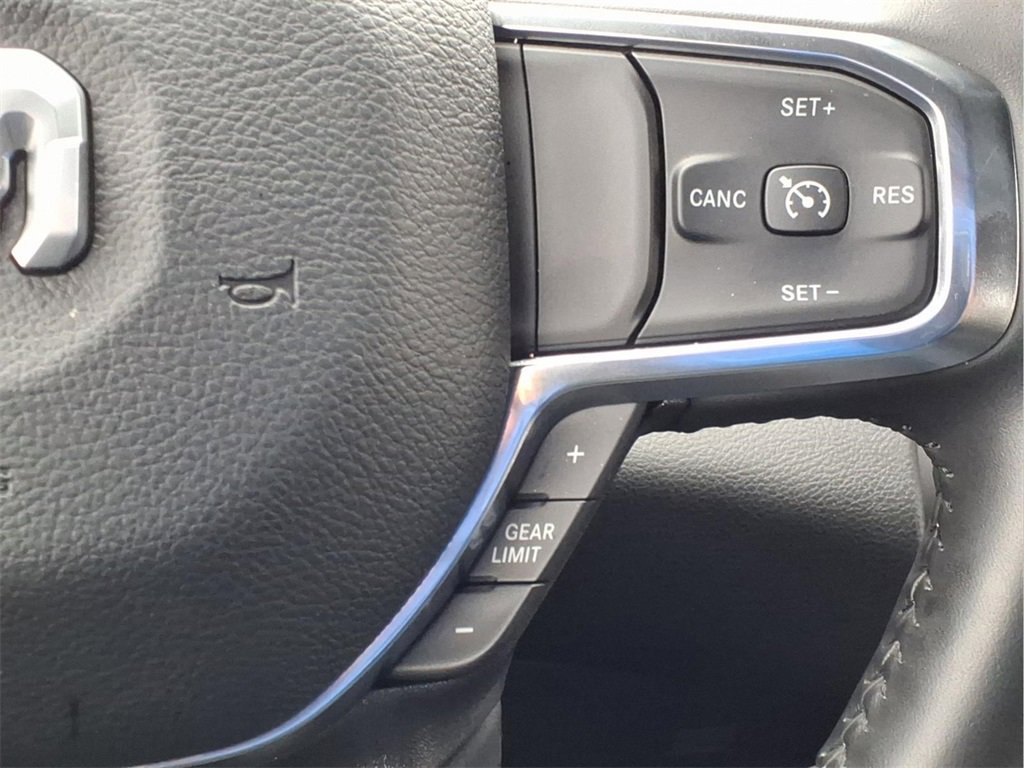 Used 2024 RAM 1500 Laramie image 29