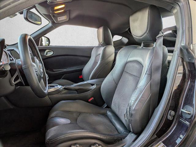 Used 2010 Nissan 370Z Touring image 13