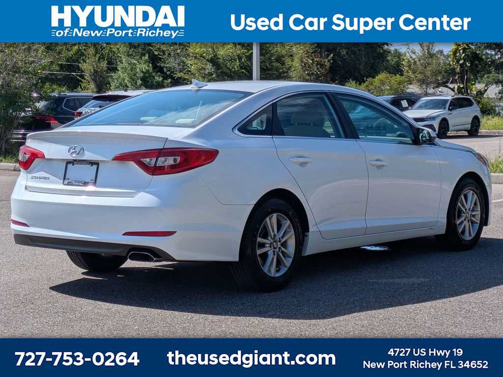 Used 2017 Hyundai Sonata SE FWD image 5