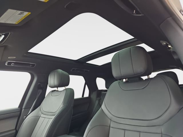 Used 2025 Land Rover Range Rover Sport SE image 33