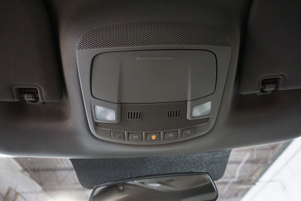 Used 2016 Ford F150 XLT image 25