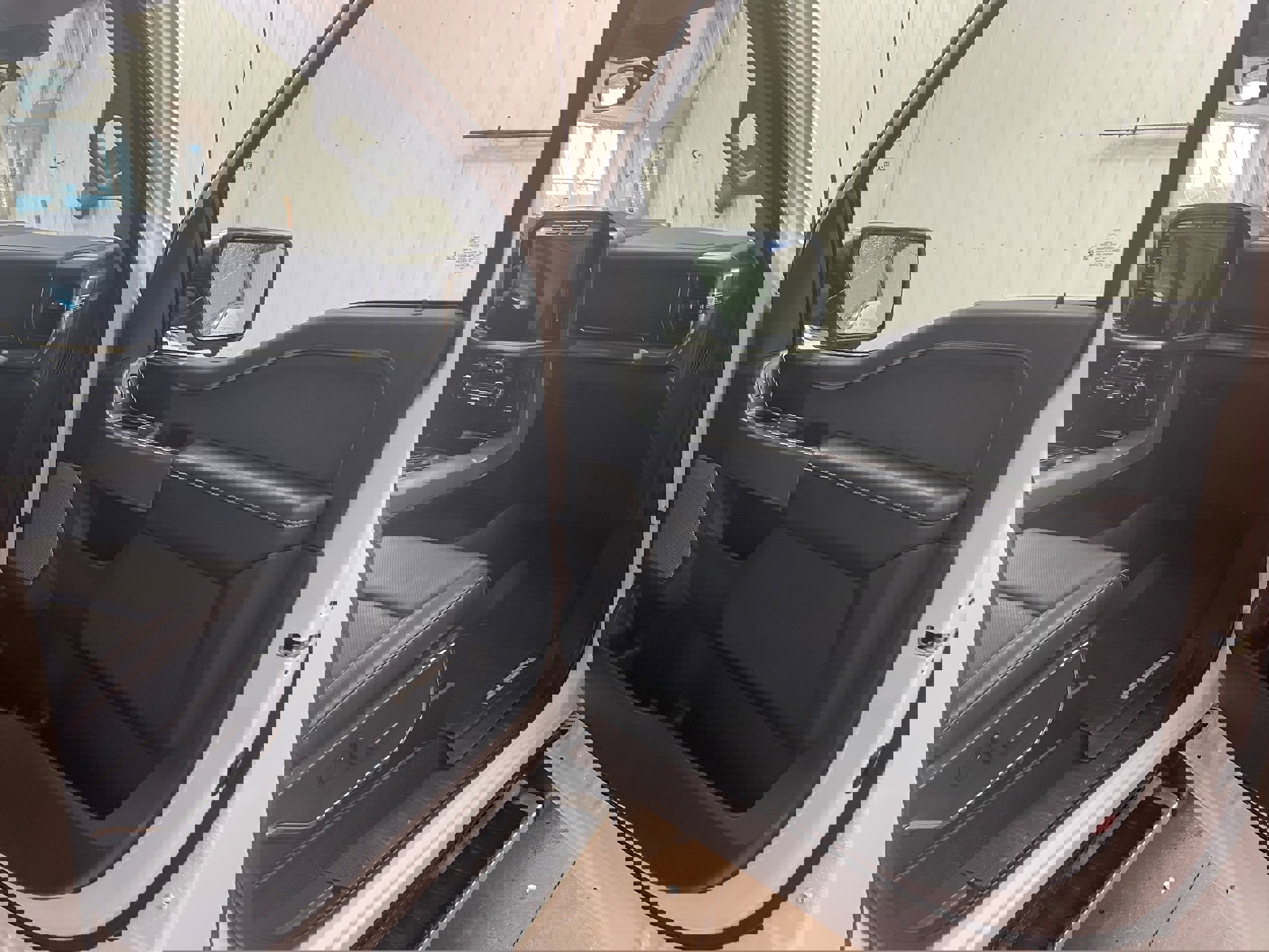 Used 2022 Ford F150 Lariat image 29
