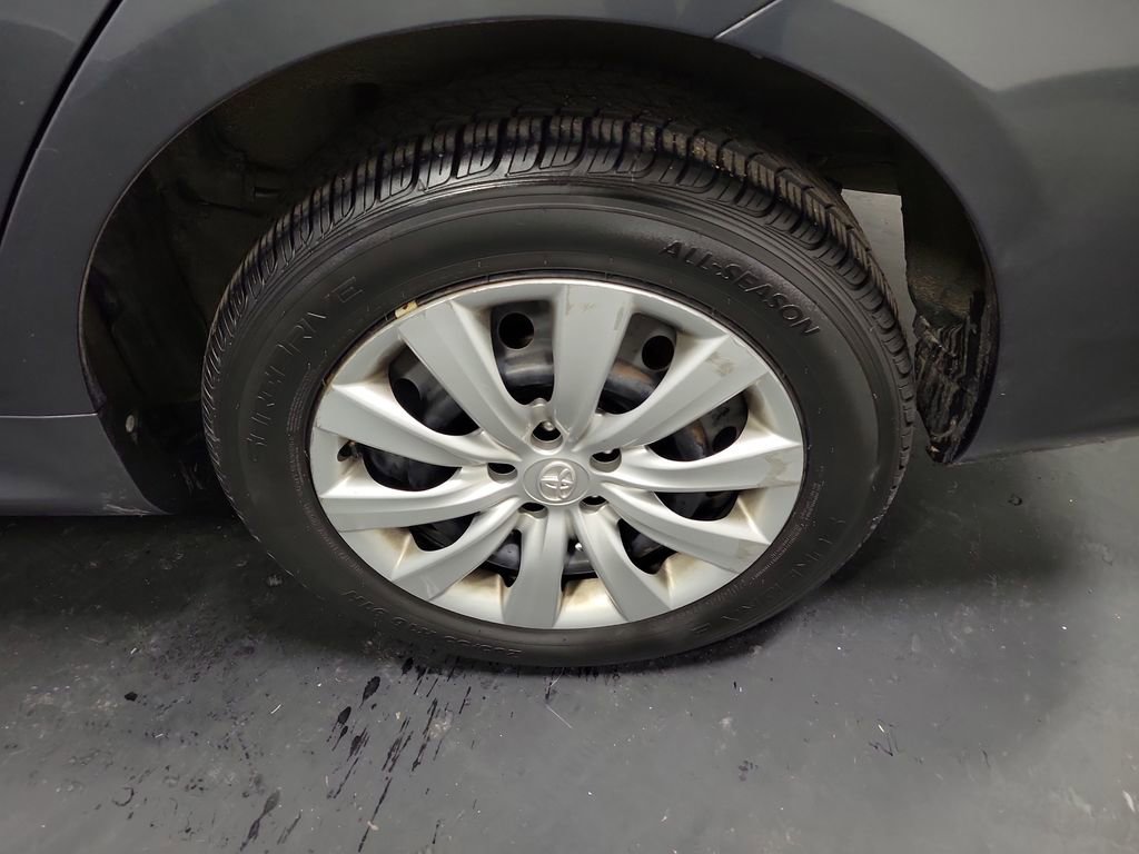 Used 2012 Toyota Corolla LE image 10