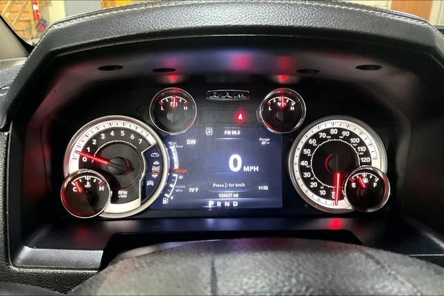 Used 2015 RAM 1500 Laramie w/ Convenience Group AWD/4WD image 24