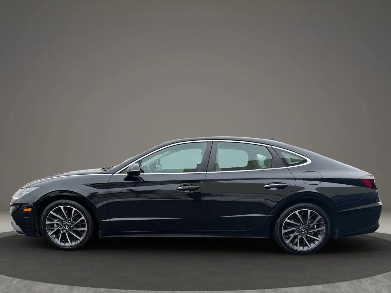 Used 2020 Hyundai Sonata Limited FWD image 8