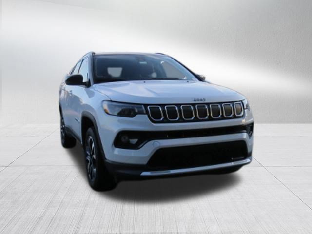 Used 2022 Jeep Compass Limited AWD/4WD image 9