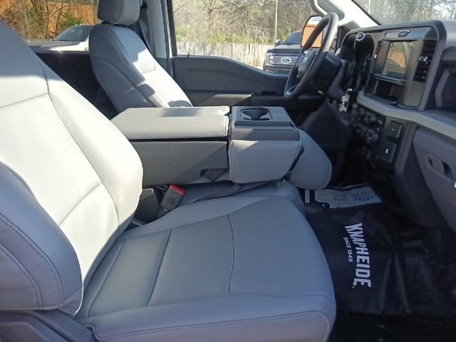 New 2026 Ford F350 XL w/ XL Chrome Package image 32