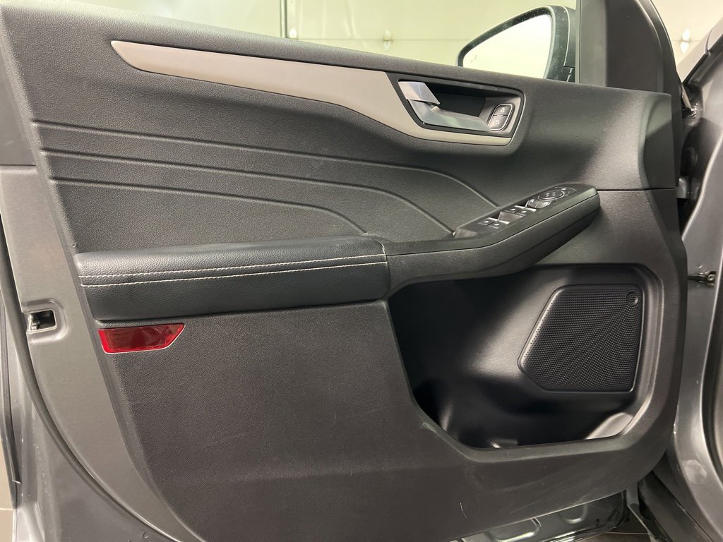 Certified 2022 Ford Escape SEL image 26