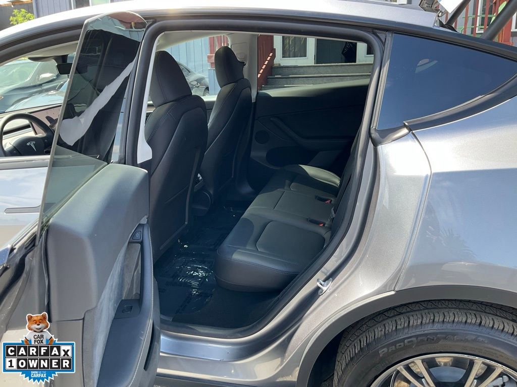 Used 2025 Tesla Model Y Long Range AWD/4WD image 7