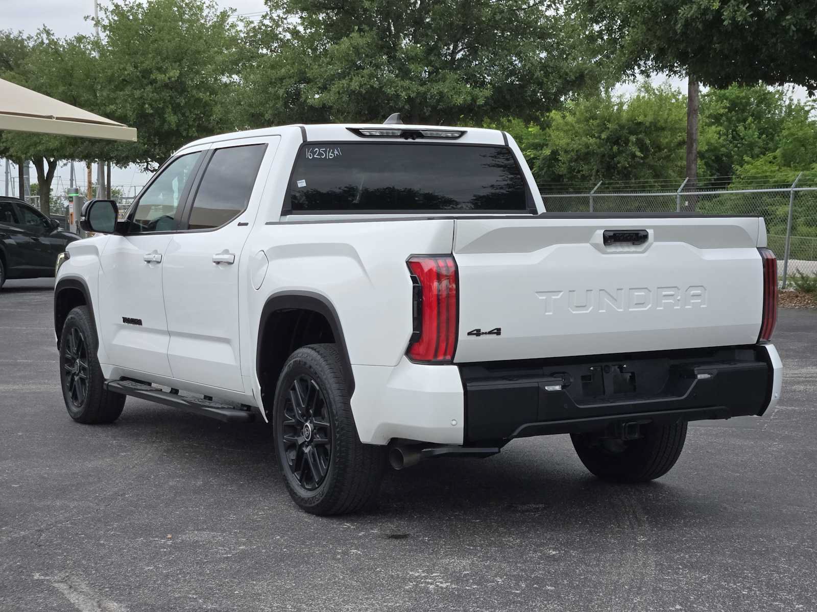 Used 2024 Toyota Tundra Limited AWD/4WD image 6