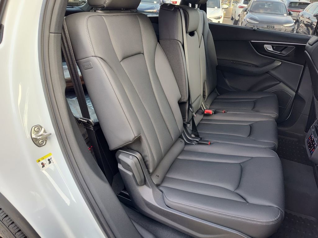 New 2026 Audi Q7 3.0T Premium Plus image 13