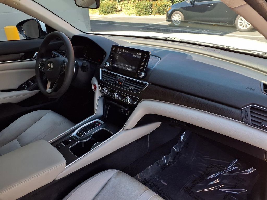 Used 2020 Honda Accord EX image 23