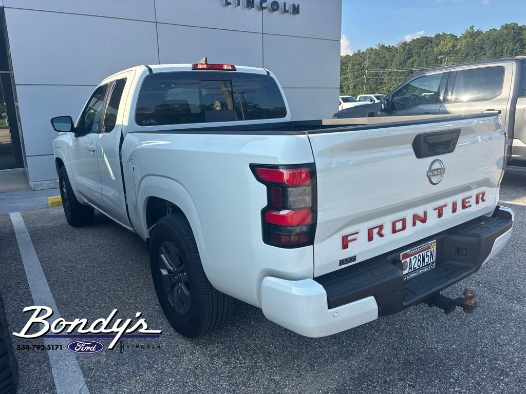Used 2025 Nissan Frontier SV RWD image 8