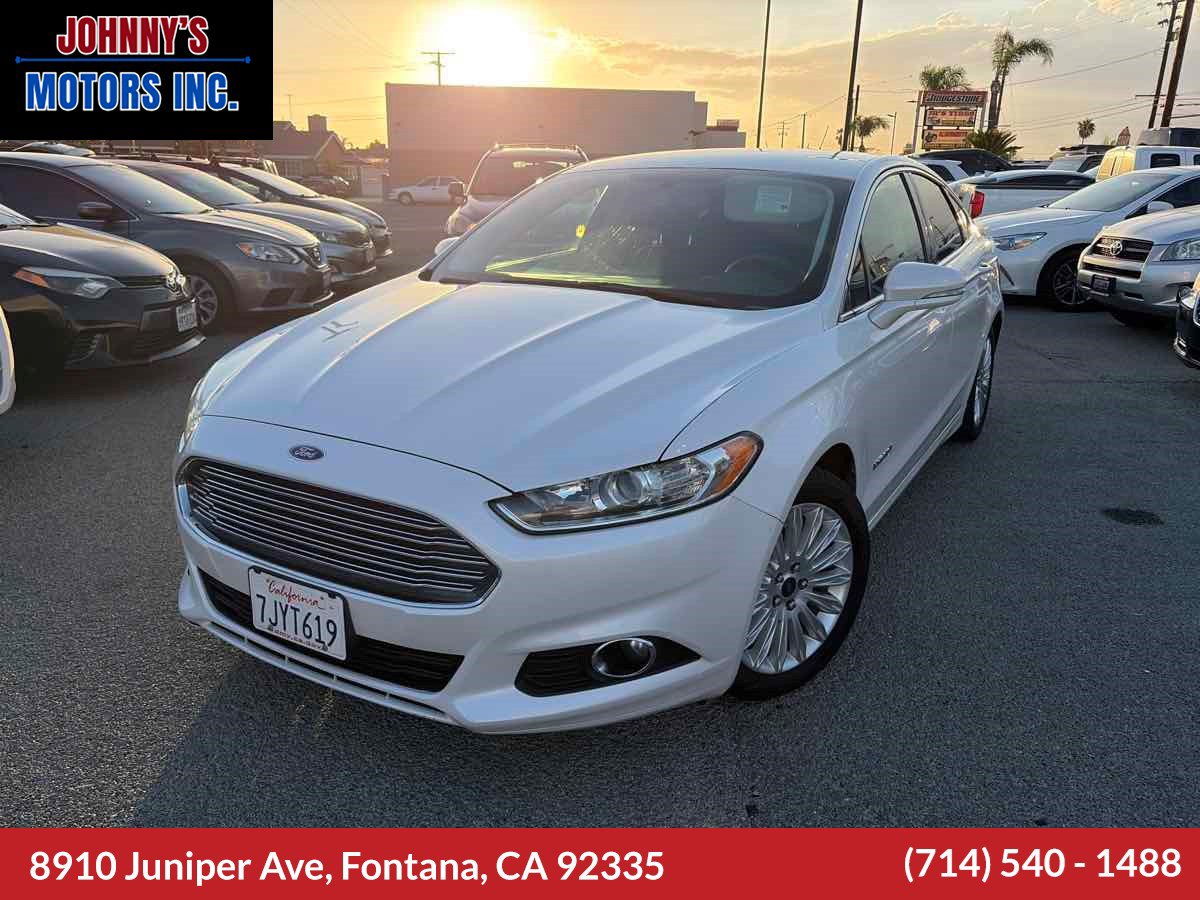 Used 2015 Ford Fusion SE w/ Equipment Group 502A FWD image 1