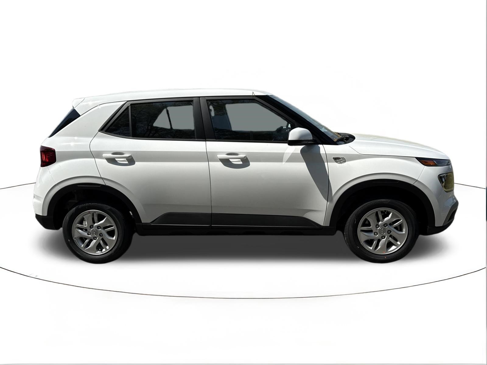 New 2026 Hyundai Venue SE image 1